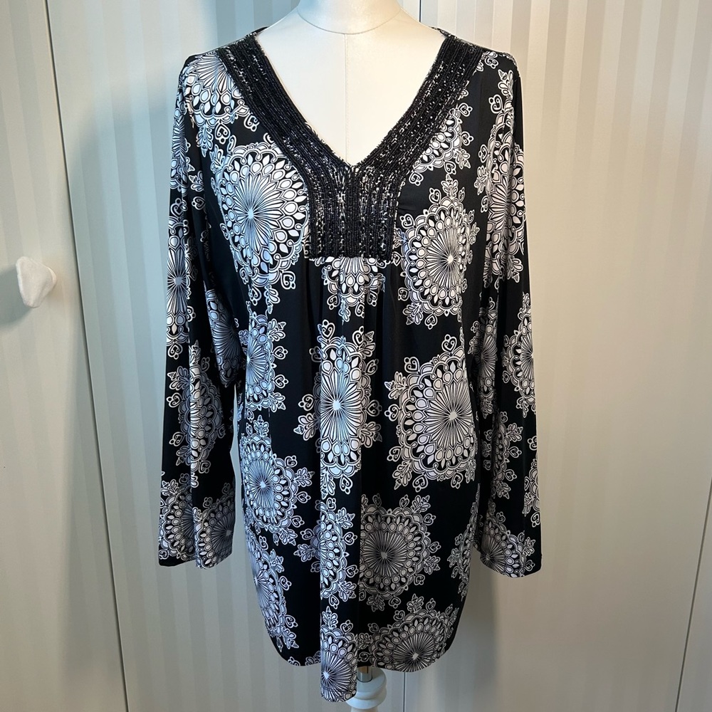 INC International Concepts black and white beaded long sleeve blouse Size 1X